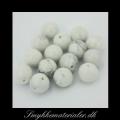 20090572, Hvid Howlite, rund og glat, meleret, 10 mm